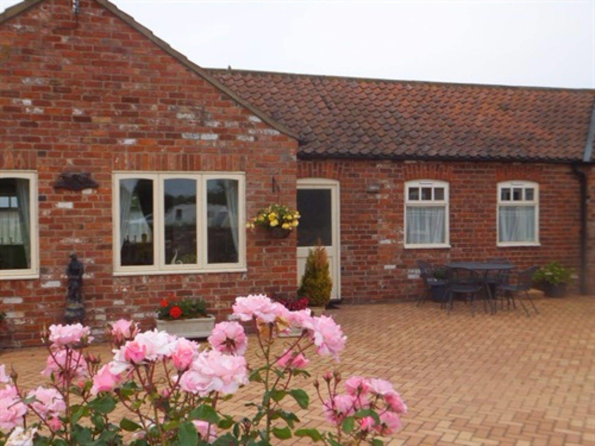 West View Farm Hotel Louth  Exterior photo